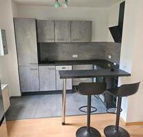 Stilvolle 2-Zimmer-Wohnung mit Balkon und Einbauküche - Nürnberg Zerzabelshof