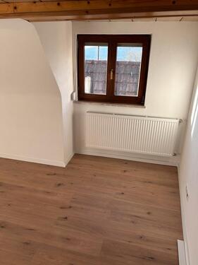 Foto - 3.5 Zimmer Dachgeschoßwohnung zur Miete in Gundelsheim