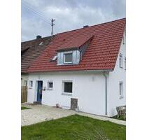 Doppelhaushälfte zu Vermieten - 1.000,00&nbsp;EUR Kaltmiete, ca.&nbsp; 120,00&nbsp;m&sup2; in Böhmenkirch (PLZ: 89558)