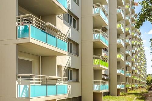 Foto - Erstbezug nach Sanierung: familienfreundliche 3-Zimmer-Wohnung mit Balkon