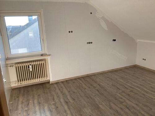 Foto - 4 Zimmer (Küche + Bad) Wohnung Petersberg