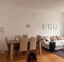 Helle 3-Zimmer-Wohnung mit Balkon in Stuttgart-Bad Cannstatt