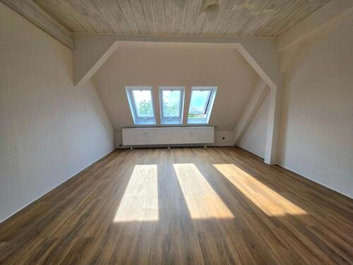 Foto - Freundliche Dachgeschosswohnung unweit der Stadtmitte