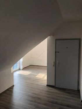 Foto - Charmante Dachgeschosswohnung mit französischem Balkon Reinheim