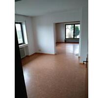 Erdgeschoss Wohnung unmöbliert - in schöner, ruhiger Ortsrandlage - Bad Schussenried