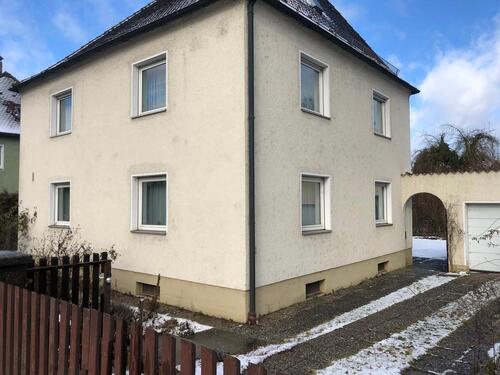 Foto - Für Handwerker oder Bauträger - Sanierungsobjekt in Bahnhofsnähe