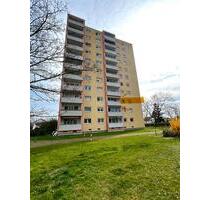 Ruhige 2 Zi.-Whg. In gepflegtem Mehrfamilienhaus - Lampertheim