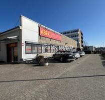 Geräumige Handels- und Dienstleistungsfläche mit Parkplatz in 47800 Krefeld