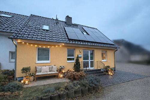 Foto - Gepflegte Doppelhaushälfte in Tostedt mit PV-Anlage, Garage u.v.m