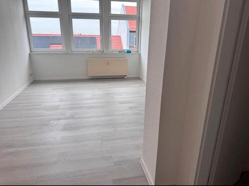 Foto - Erstbezug nach hochwertiger Sanierung – Premium-4-Zimmer-Wohnung in zentraler Bestlage von Schönebeck