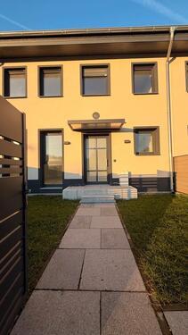 Foto - Exklusive moderne Reihenhäuser zur Miete – Erstbezug in Wusterwit