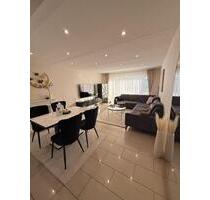 Stilvoll modernisierte 3-Zimmer-Wohnung mit Balkon, Stellplatz & - Schwerte