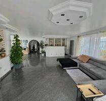 150 m² Traumwohnung mit 2 Balkonen & Garage in Bettringen - Schwäbisch Gmünd Bargau