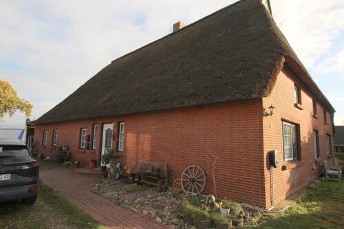 Foto - Reetdach Haus von Privat - 379.000,00&nbsp;EUR Kaufpreis, ca.&nbsp; 263,00&nbsp;m&sup2;