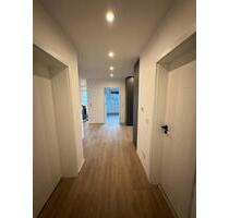 Attraktive 3-Zimmerwohnung mit EBK, 2 Balkone und Traumaussicht - Denkendorf