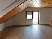 Foto - 2,5 Zimmer Dachgeschoss-Wohnung