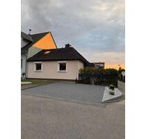 Charmantes Haus mit großem Garten, Wintergarten zu vermieten - Essen Stadtbezirk VI