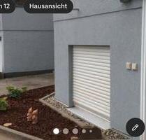 Gepflegte 2-Zimmer-Wohnung, KFZ-Stellplatz, Garage - Karlsbad