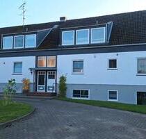Schön+groß: 4-Zimmer-Eigentumswohnung, Sackgassenlage - Schenefeld