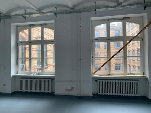 Foto - 47m² Büroeinheit auf historischem Gewerbehof (GSG, saniert)