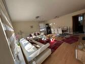 Foto - Sonnige 4-Zimmer-Wohnung mit 2 Balkonen, Ofen, Garage & Garten