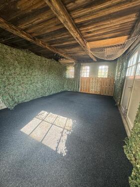 Foto - Halle Lager Geschäftsraum für Saisongeschäft Laden Schrauber