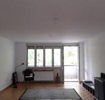 Privatverkauf: Große 3,5 Zimmerwohnung in OberföhringBogenhausen - München