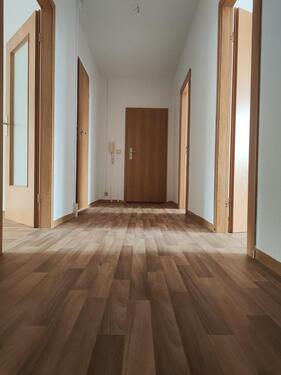 Foto - Geräumige 3-Raumwohnung - 368,00&nbsp;EUR Kaltmiete, ca.&nbsp; 66,92&nbsp;m&sup2;