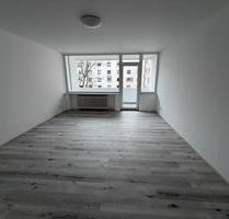 1 Zimmer Wohnung in Bonn Auerberg, Einbauküche, TG Stellplatz