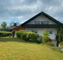 Idyll. Anwesen 360 m², 6 WE & 3.000 m² in Dorfrandlage von privat - Prackenbach