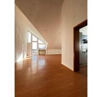 Sonnendurchflutete Wohnung mit zwei Zimmern in Raunheim