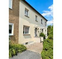 Biete schönes Reihenhaus in guter Lage in Sonneberg zur Miete