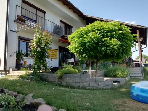 Foto - Freistehendes Einfamilienhaus mit schönem Garten