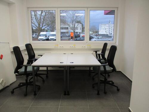 Foto - Modernes Büroraum mieten Einzelbüro mit voller Ausstattung inklusive Service in 50739 Köln Longerich Erstbezug All in Miete Besprechungsraum Küche Coworking Miete Büro