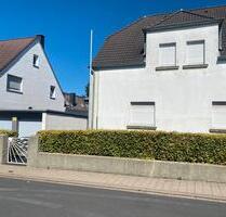 Freistehendes Einfamilienhaus mit großem Garten in Toplage von Ge - Geseke