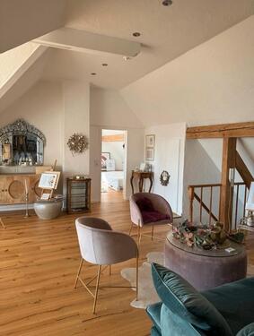 Foto - Helle, neu renovierte 2 Zi. DG Wohnung 80qm in 78166 Aasen