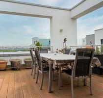 Wohnung mit Penthousefeeling - 449.800,00&nbsp;EUR Kaufpreis, ca.&nbsp; 88,50&nbsp;m&sup2; in Frankfurt am Main (PLZ: 60438) Kalbach