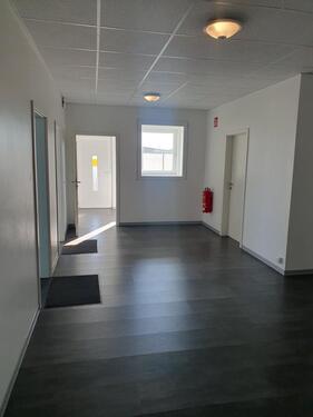 Foto - Büroflächen zu vermieten - 6,00 EUR Kaltmiete,