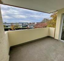 Modernes, möbliertes 2,5 -Zimmer-Apartment mit Balkon – Erstbezug nach Sanierung - Böblingen Dagersheim