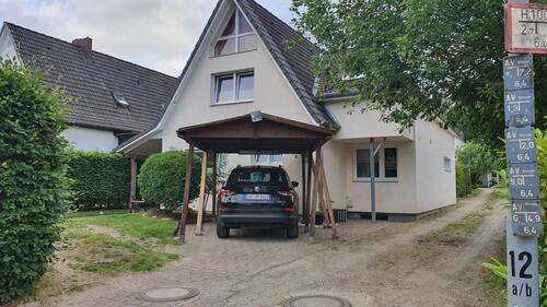 Foto - Möbl. Zimmer im ausgebauten Dachstuhl in Barsbüttel-Willingh.