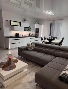 Foto - Lichtdurchflutete vollmöblierte Wohnung zu vermieten