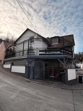 Foto - Außergewöhnliches Einfamilienhaus in Usingen OT