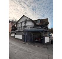 Außergewöhnliches Einfamilienhaus in Usingen OT