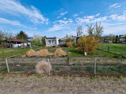 Foto - 400m2 Kleingarten abzugeben - 250,00&nbsp;EUR Kaltmiete, ca.&nbsp; 0,00&nbsp;m&sup2;