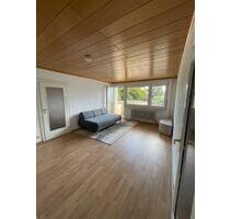 Helle 2-Zimmer-Wohnung mit Südbalkon und Garagenstellplatz - Ludwigshafen am Rhein Mundenheim
