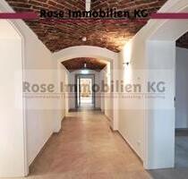 ROSE IMMOBILIEN KG: Erstbezug mit besonderem Charme und repräsentativer Außenwirkung! - Minden Bärenkämpen