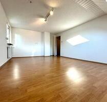 Wunderschöne Helle 2 Zimmer Wohnung mit neuer Küche zu vermieten - Trossingen