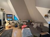 Foto - 2-Zimmer-Dachgeschosswohnung mit Einbauküche + E Geräte + E-Lade