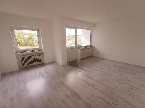 Foto - Schöne 5 Zimmerwohnung - 750,00&nbsp;EUR Kaltmiete, ca.&nbsp; 107,00&nbsp;m&sup2;