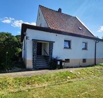Einfamilienhaus mit großem Grundstück im Stadtgebiet Sonneberg